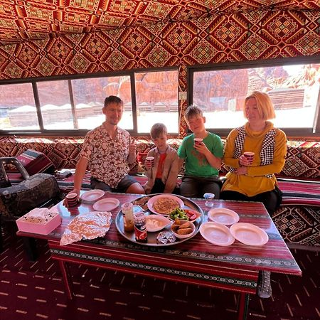 Moon City With Jeep Trips Ваді-Рам Екстер'єр фото